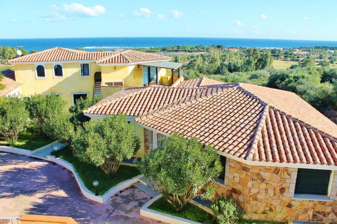 Oleandri Rossi Villa Tanaunella Kültér fotó