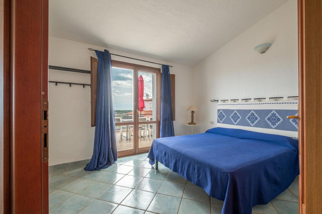 Oleandri Rossi Villa Tanaunella Kültér fotó