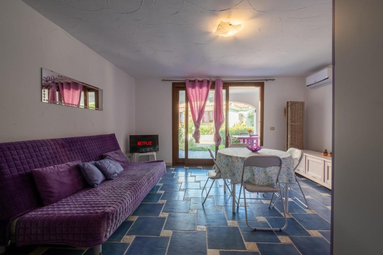 Oleandri Rossi Villa Tanaunella Kültér fotó