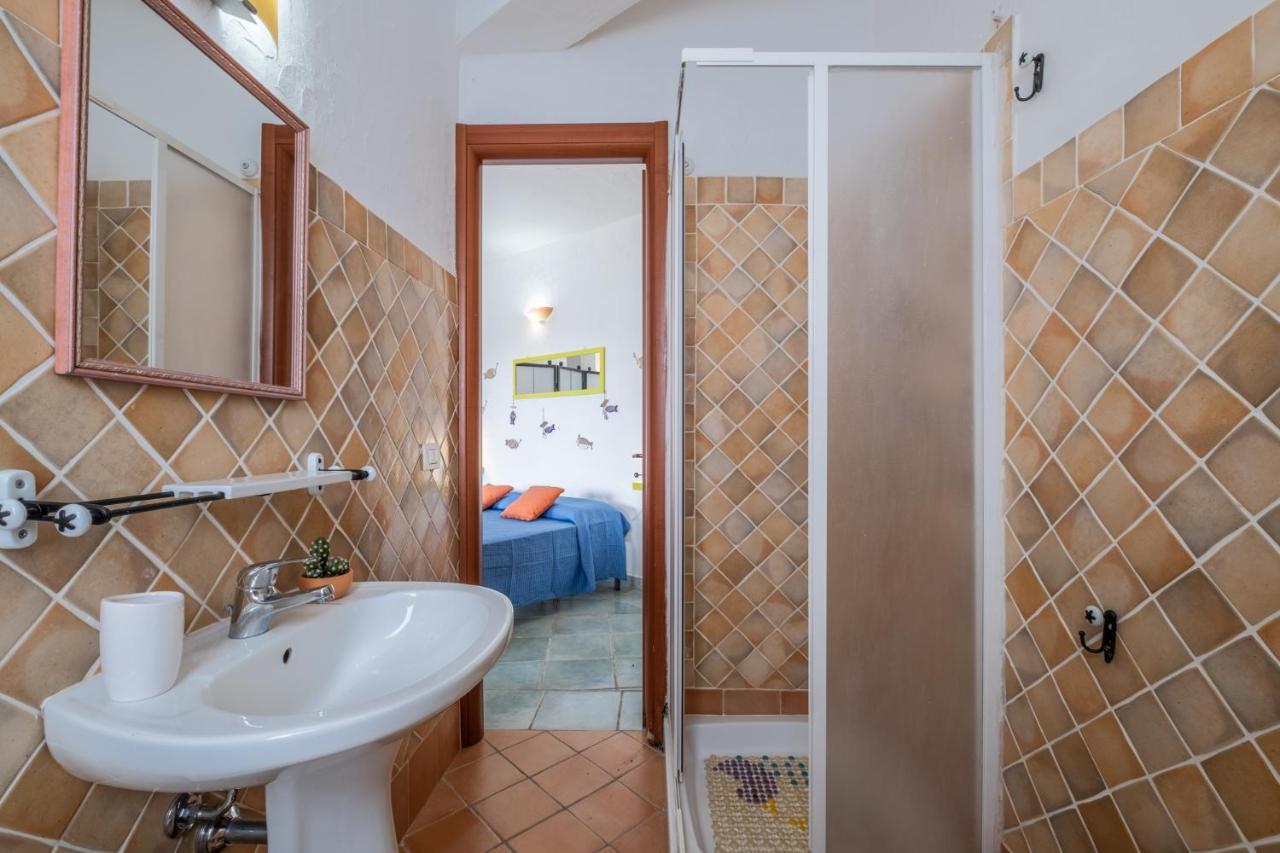 Oleandri Rossi Villa Tanaunella Kültér fotó